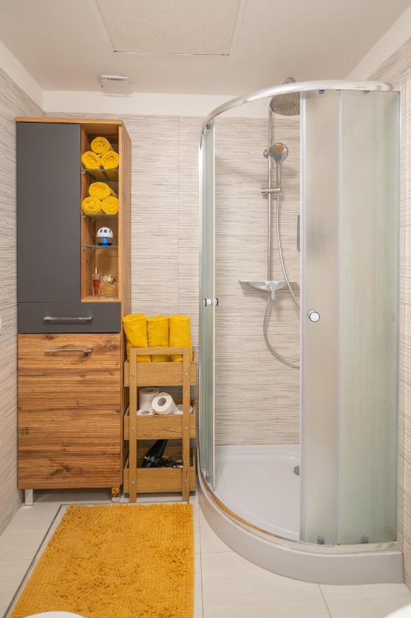 Studio Apartment Lion Portorose Eksteriør billede
